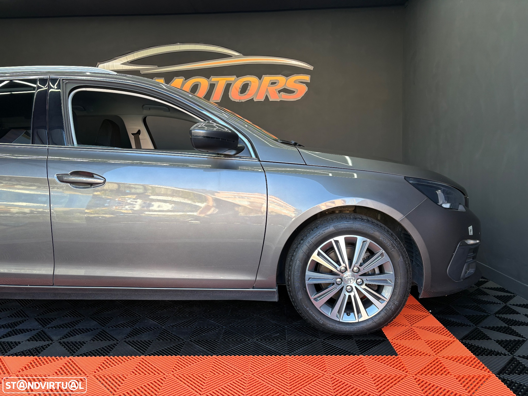 Peugeot 308 SW BlueHDi 120 EAT6 Stop & Start Active - 13