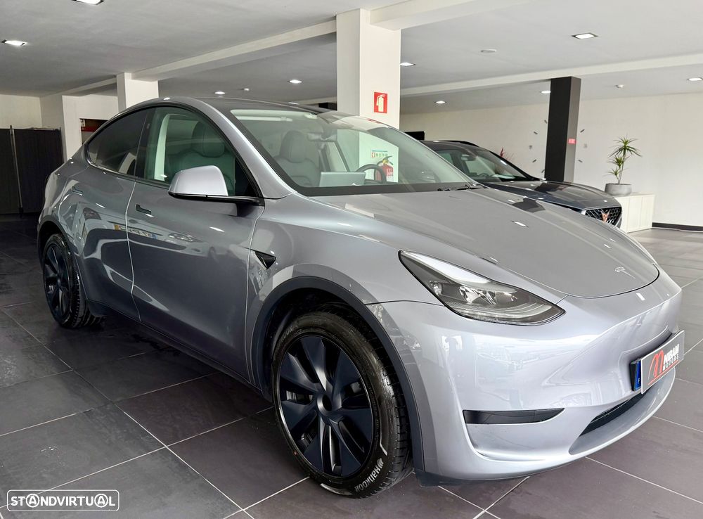 Tesla Model Y RWD - 5