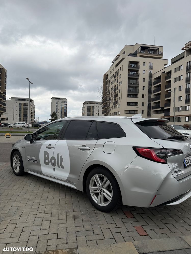 Toyota Corolla 1.8 HSD Business - 2