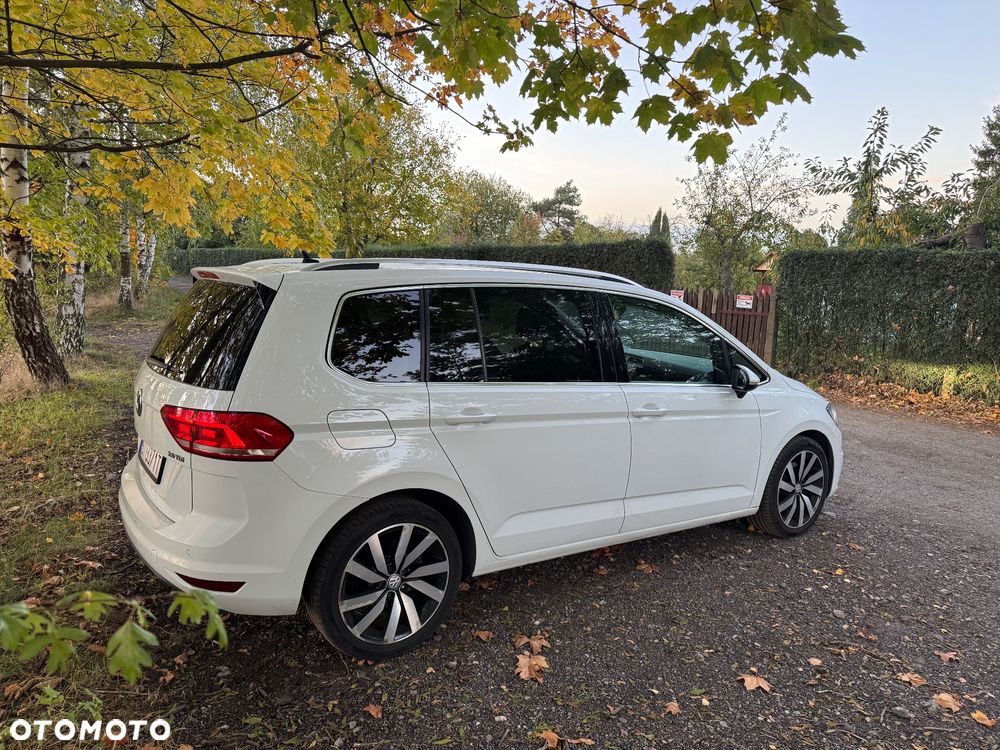 Volkswagen Touran 2017 photo 3