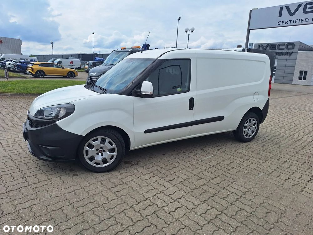 Fiat Doblo Maxi diesel 1,6 105KM blaszak 3 osobowy Krajowy FV23% - 2
