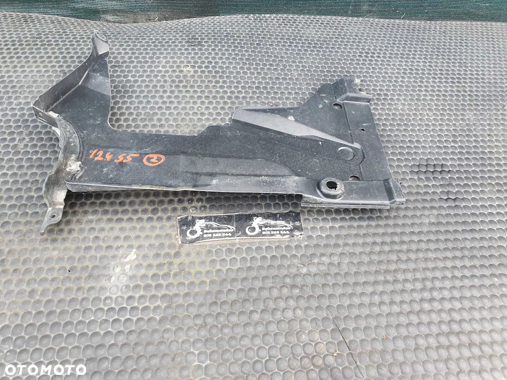 Osłona 8E0825216C Plastik Podwozia Podłogi Przeciwbłotna Prawa Tyl Tylna Quattro 4x4 Audi A4 B6 B7 Sedan Kombi - 2