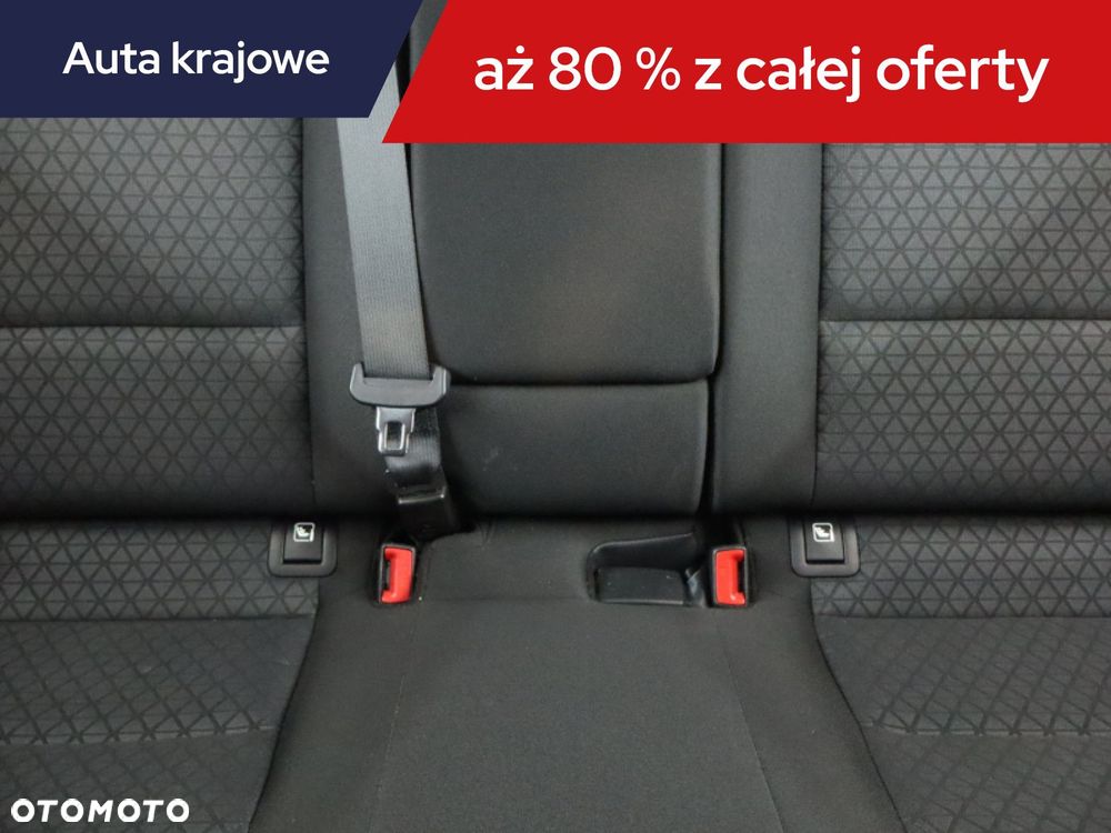 Kia Ceed - 12