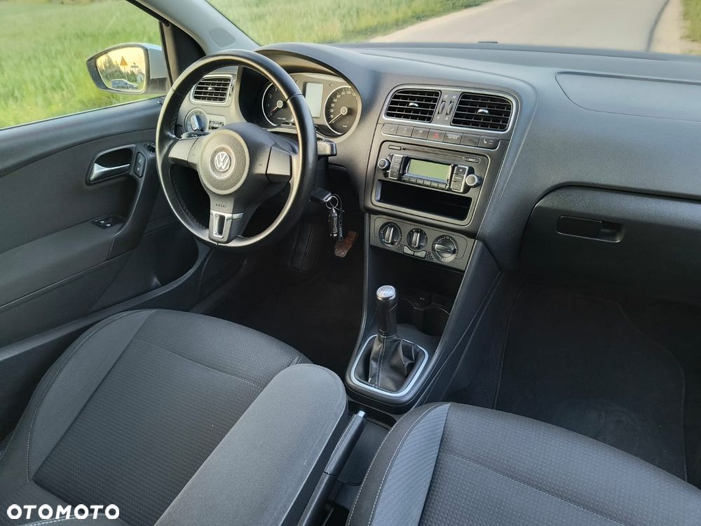 Volkswagen Polo - 7