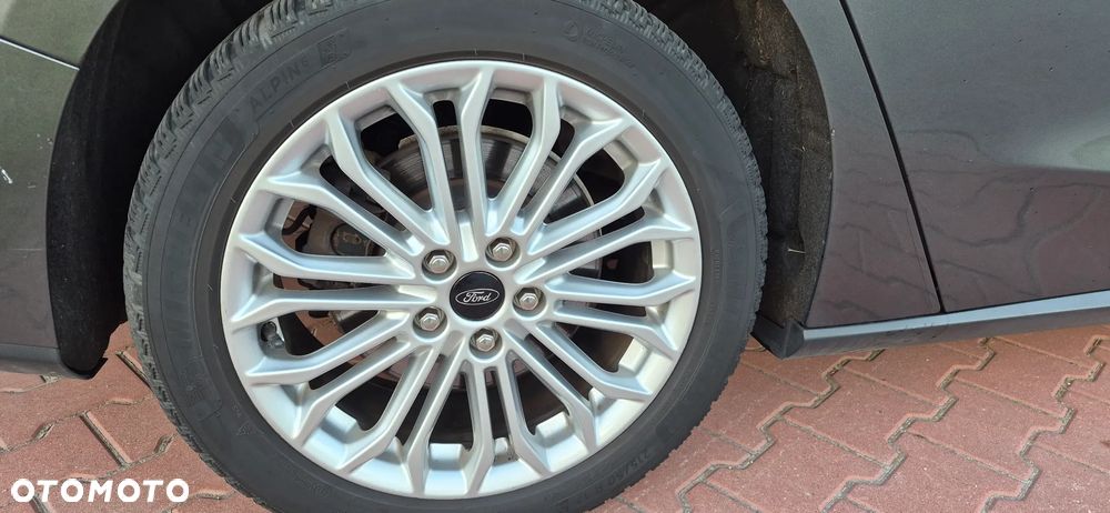 Ford Focus 2.0 EcoBlue Titanium - 24