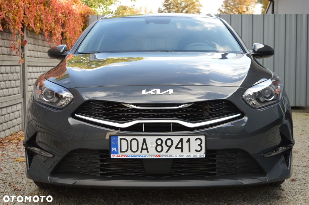 Kia Ceed 1.5 T-GDI Business Line Plus DCT - 12