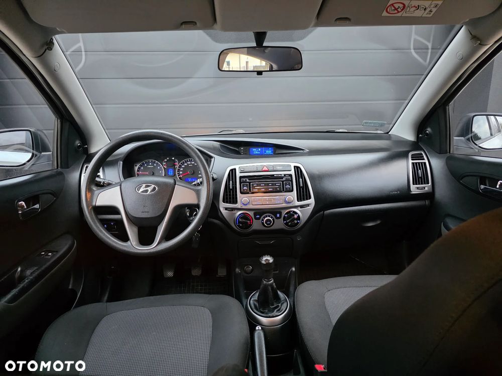 Hyundai i20 1.25 Classic + - 11