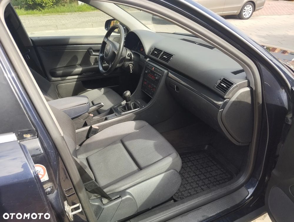 Audi A4 Avant - 15