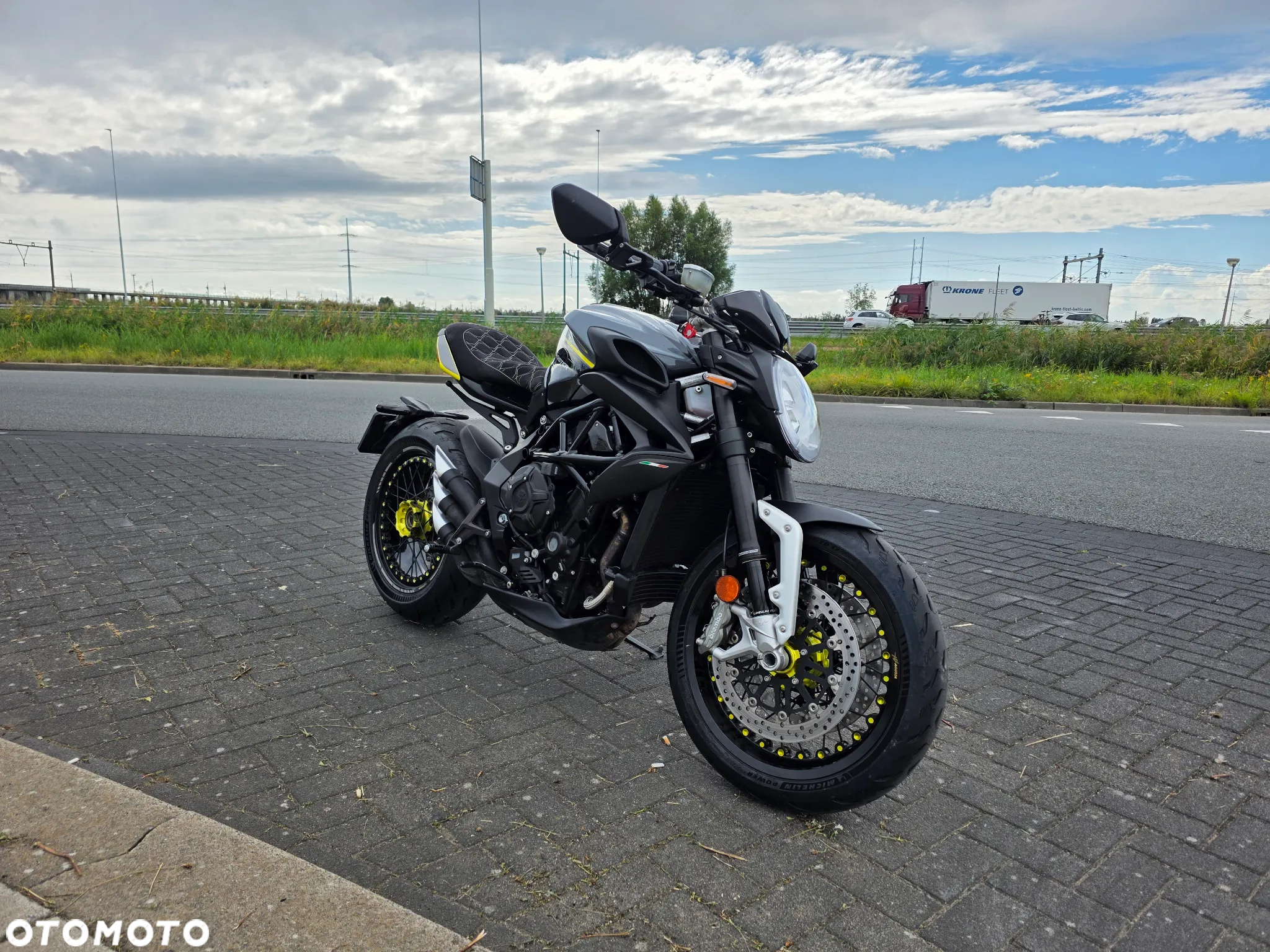 MV AGUSTA Dragster - 5