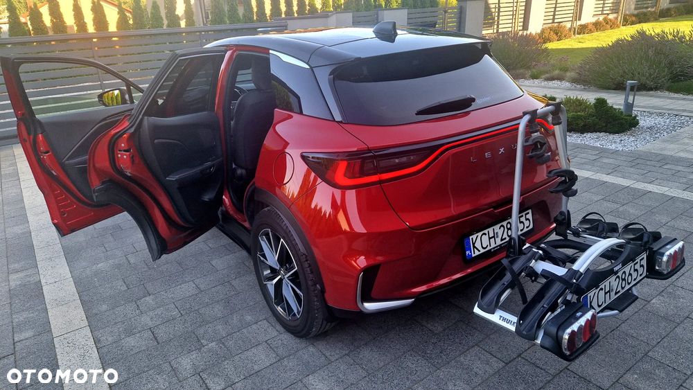 Lexus LBX 1.5 Hybrid Emotion - 4
