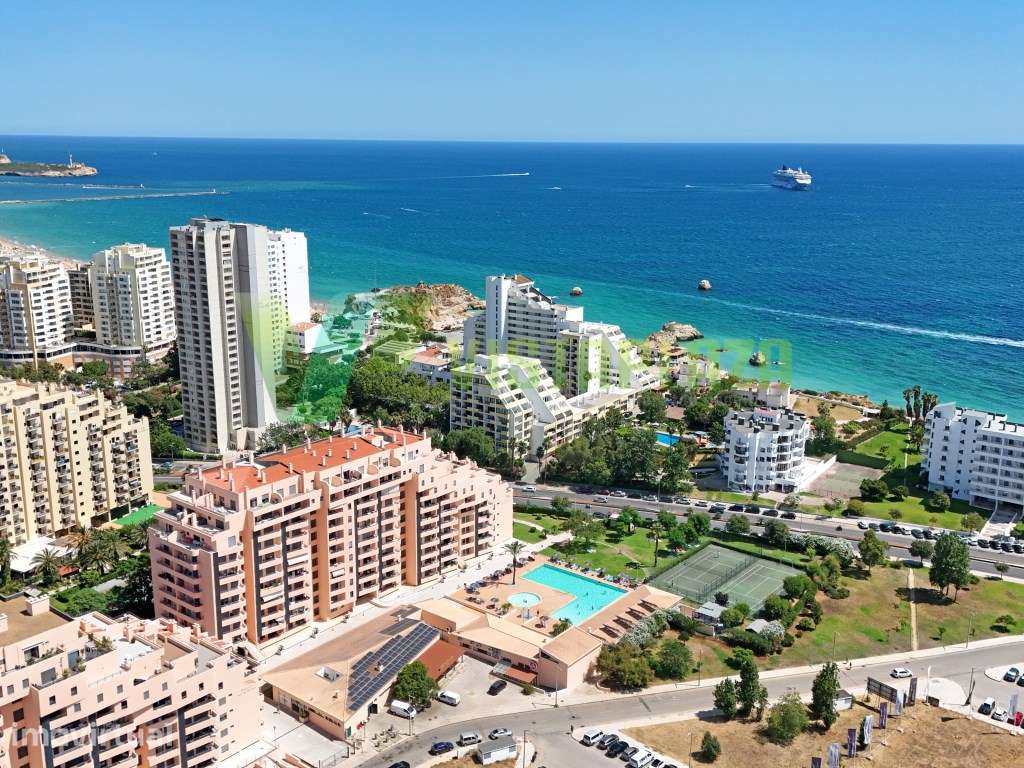 Apartamento T1+1 na Praia da Rocha com Vista Mar em Condomínio Fech... - Grande imagem: 3/31