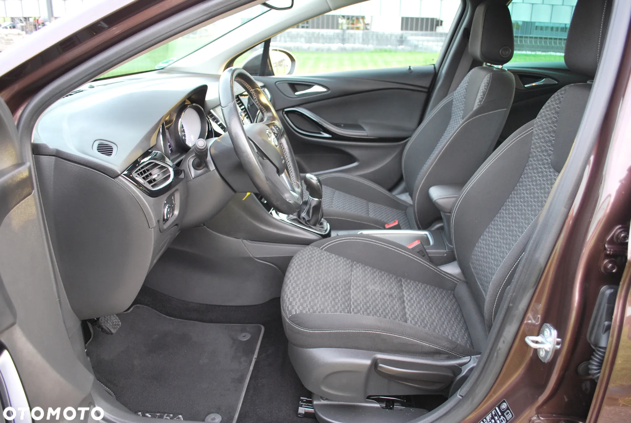 Opel Astra 1.4 Turbo Innovation - 18
