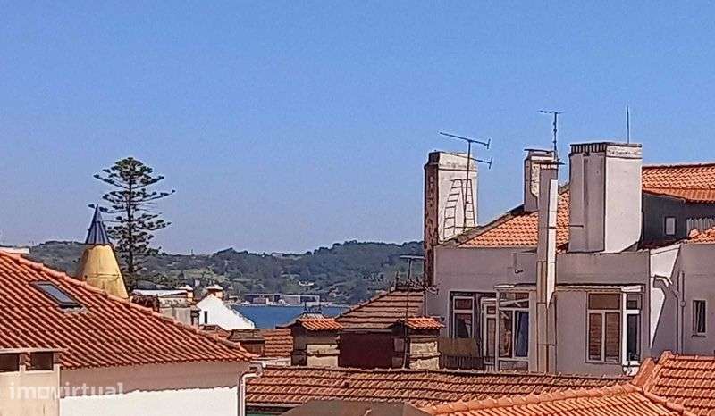 Apartamento T2 Algés - Grande imagem: 2/3