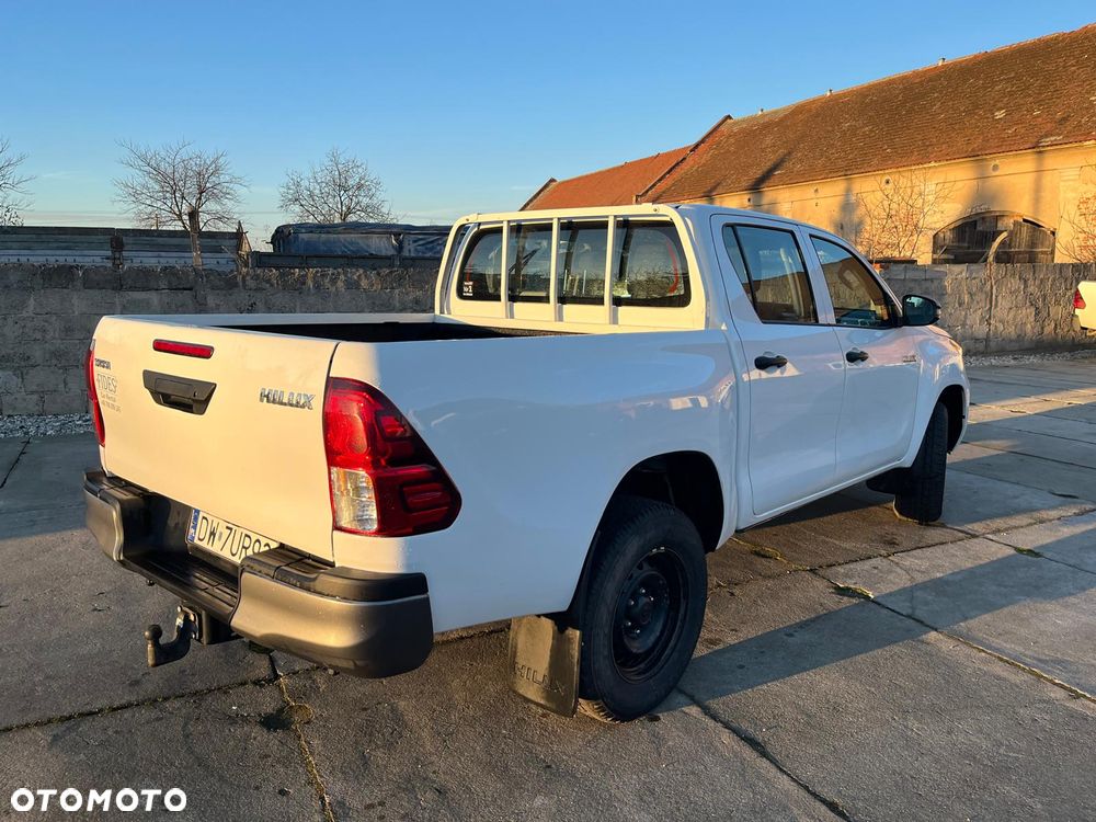 Toyota Hilux 2.4 D-4D Double Cab DLX 4x4 - 4