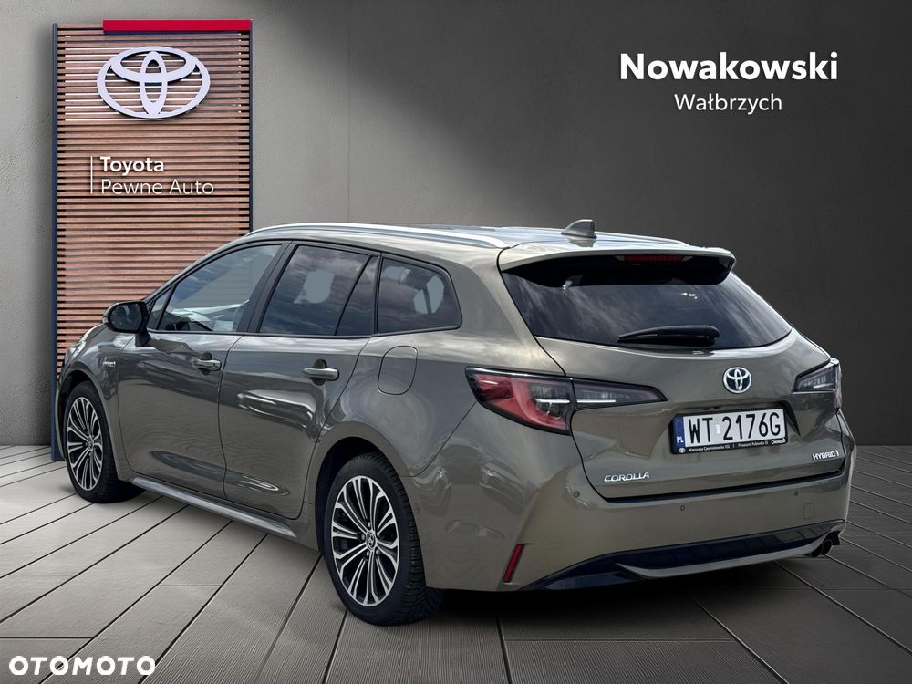 Toyota Corolla 2.0 Hybrid Comfort - 4