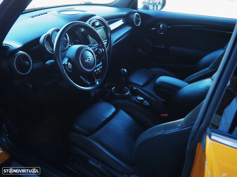 MINI 3 Portas Cooper S - 23