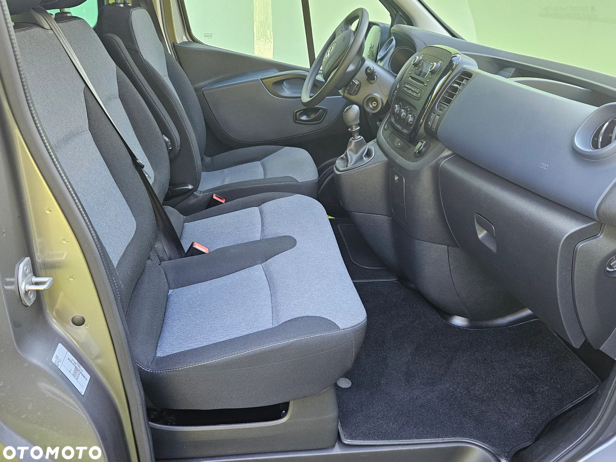 Opel Vivaro - 5