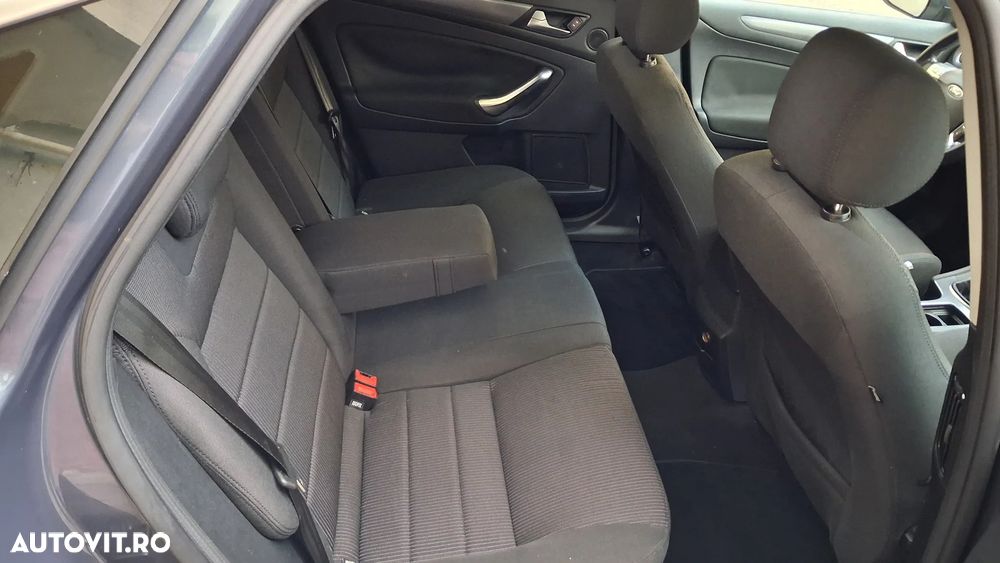Ford Mondeo 1.6 EcoBoost Start-Stopp Titanium X - 6