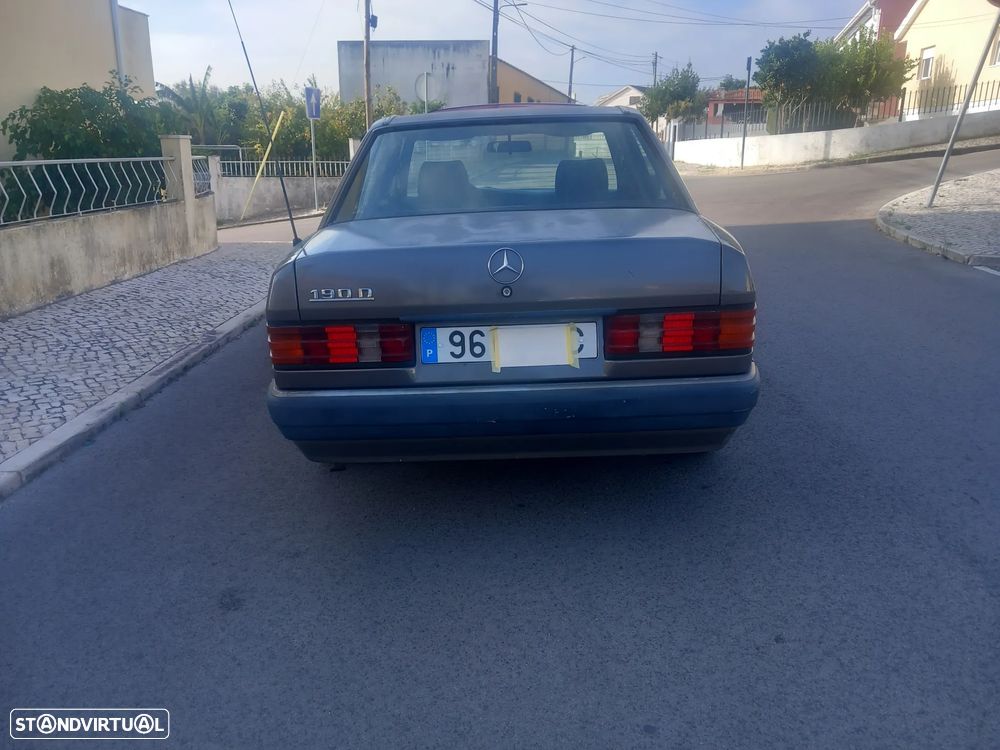 Mercedes-Benz 190 D 2.0 - 5
