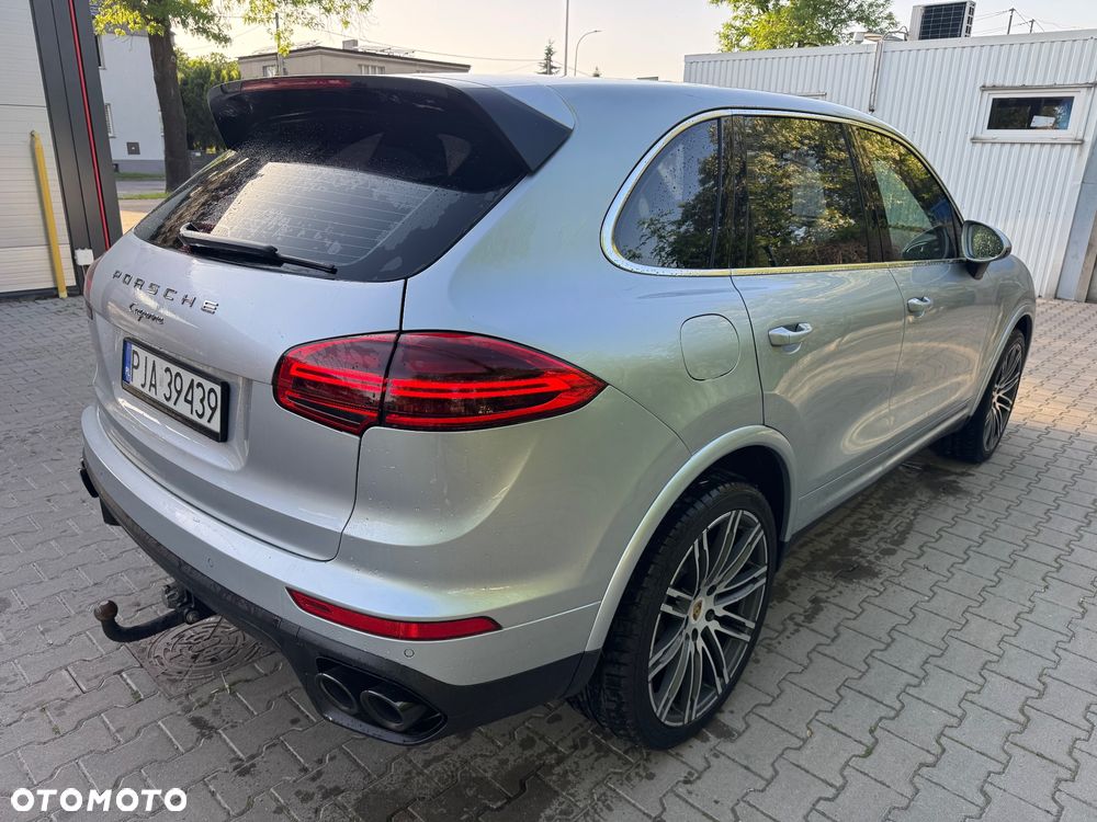 Porsche Cayenne - 3