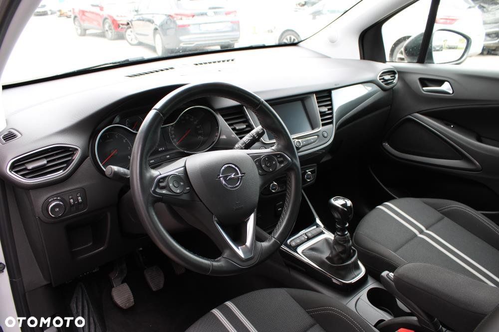 Opel Crossland X - 9