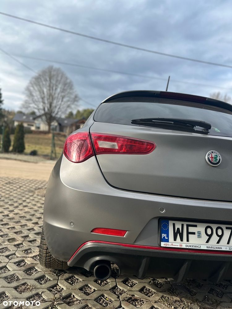 Alfa Romeo Giulietta 1750 TBi Veloce TCT - 9