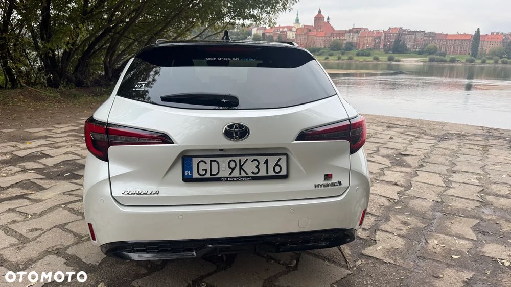 Toyota Corolla 2.0 Hybrid GR Sport - 8