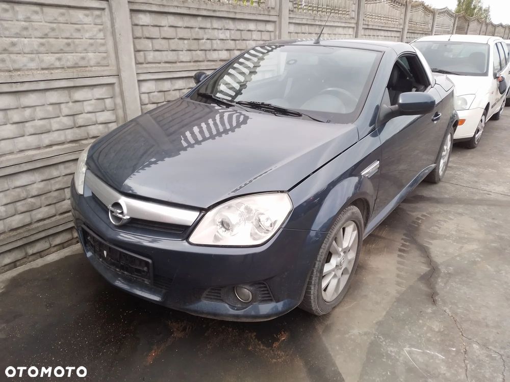 OPEL TIGRA II B TWIN TOP  04-09 MASKA PRZOD PRZEDNIA Z42T