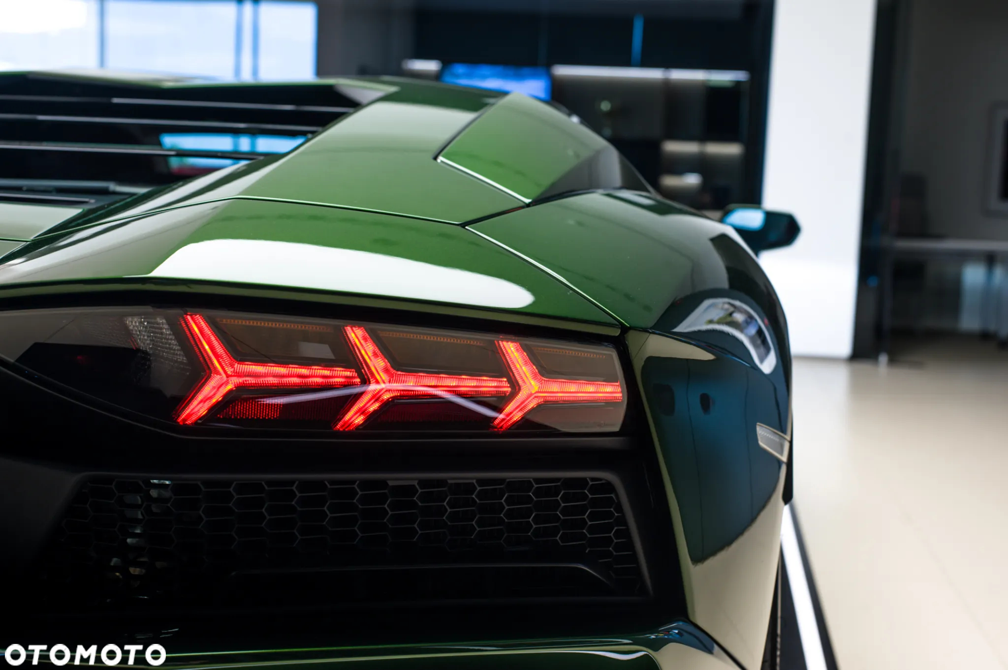 Lamborghini Aventador S - 15