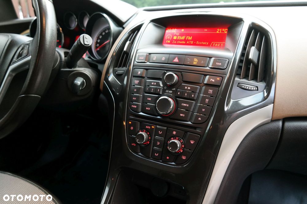 Opel Astra 1.6 Enjoy - 20