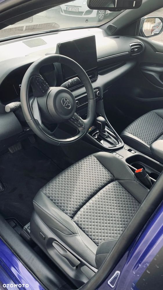 Toyota Yaris Hybrid 1.5 Executive - 16