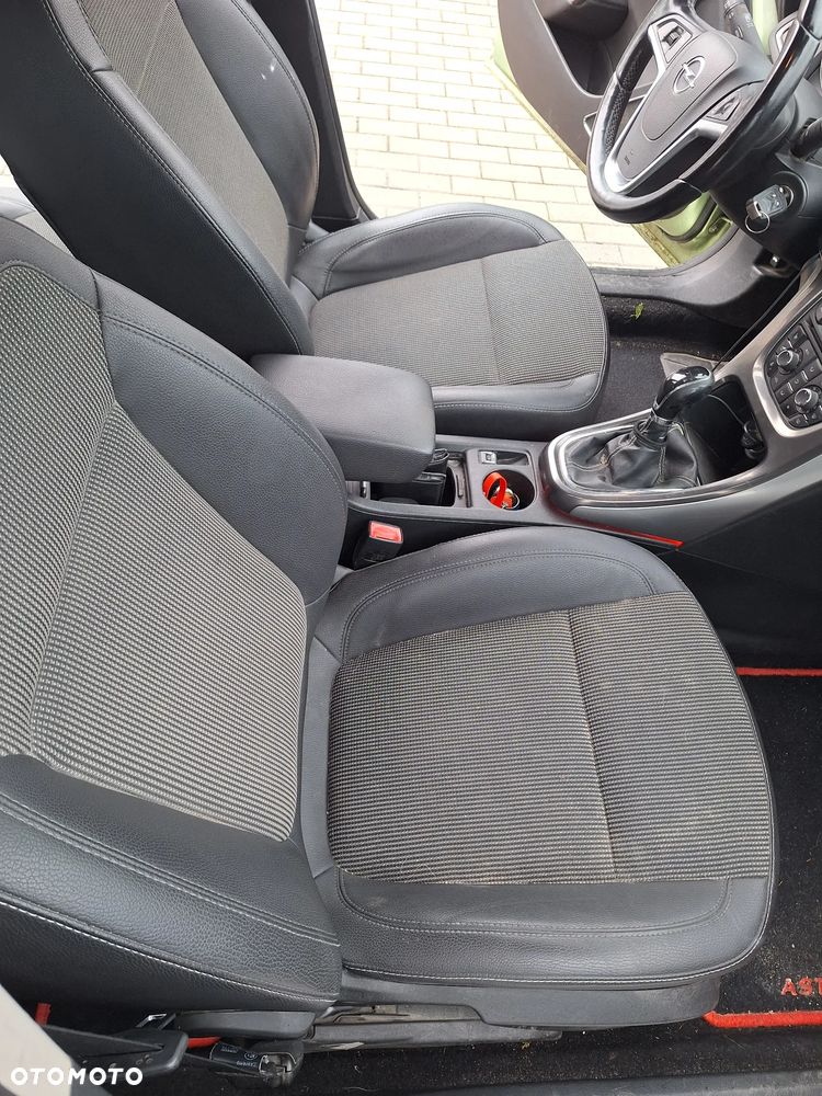 Opel Astra 1.7 CDTI Cosmo - 15