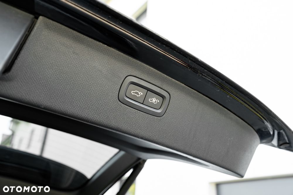 Volvo XC 90 T6 AWD Geartronic Inscription - 40