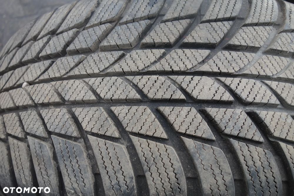 KOŁO FELGA ALUMINIOWA BMW G21 17 OPONA BRIDGESTONE 225/50 17 2 SZTUKI - 4