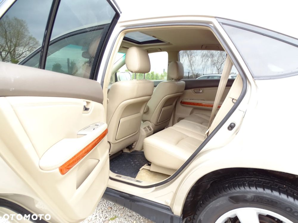Lexus RX Lux - 11