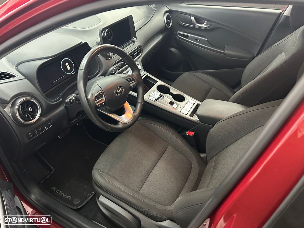 Hyundai Kauai Business - 10