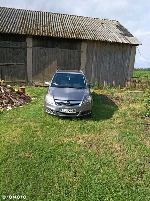 Opel Zafira - 1