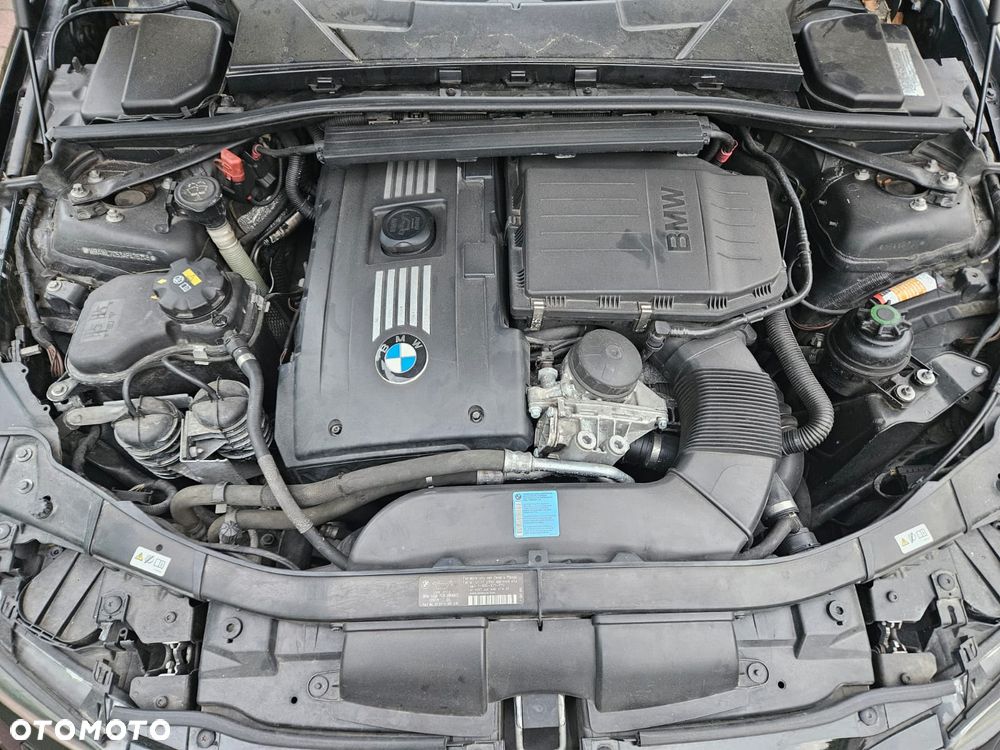 BMW Seria 3 335i - 10