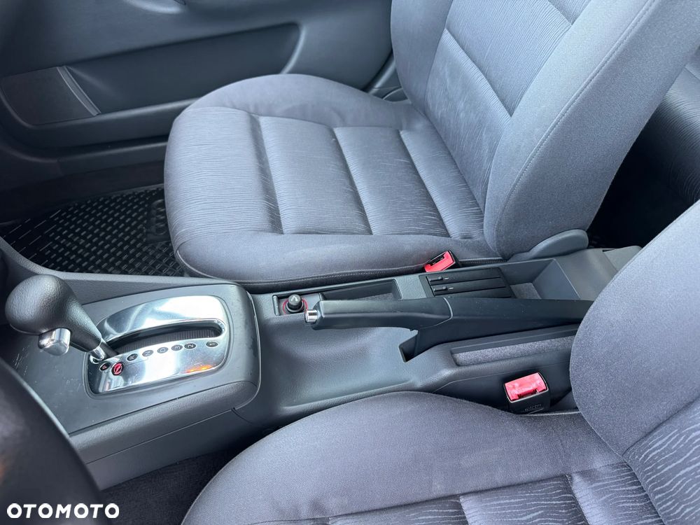 Audi A4 Limousine 1.8 - 21