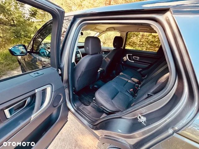 Land Rover Discovery Sport 2.0 TD4 SE - 12