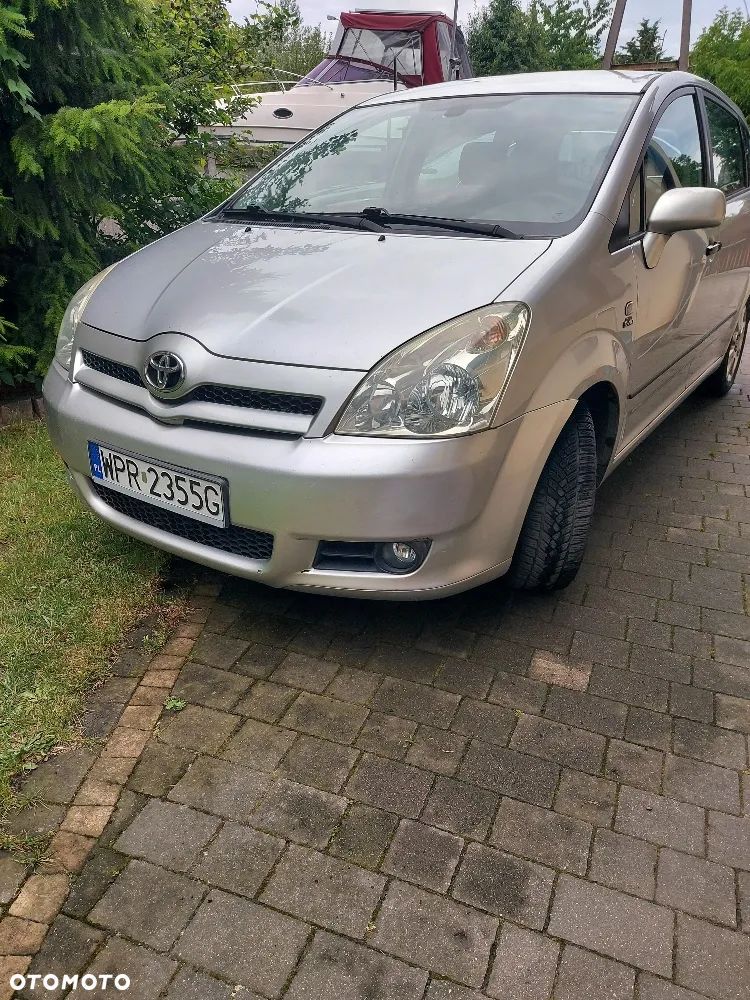 Toyota Corolla Verso 2.0 D-4D Sol - 1