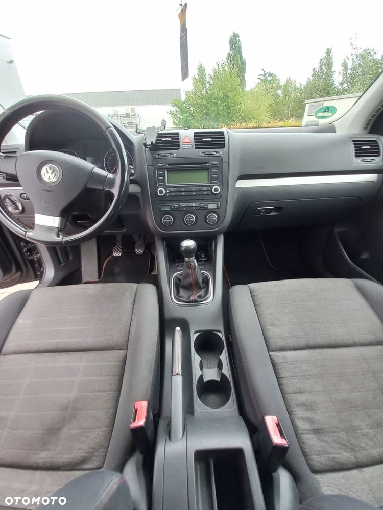 Volkswagen Golf 1.9 TDI Goal - 24
