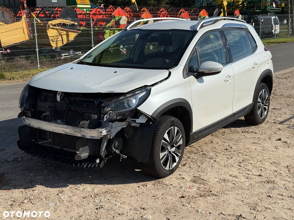 Peugeot 2008 1.2 Pure Tech Allure S&S EAT6 - 3