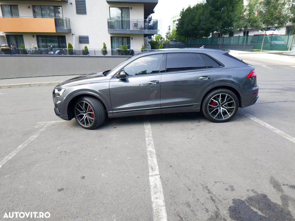 Audi Q8 - 6