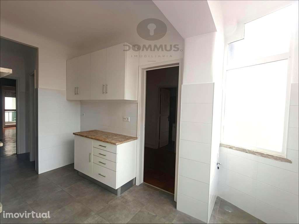 Apartamento T4 em Campo de Ourique - Grande imagem: 5/33