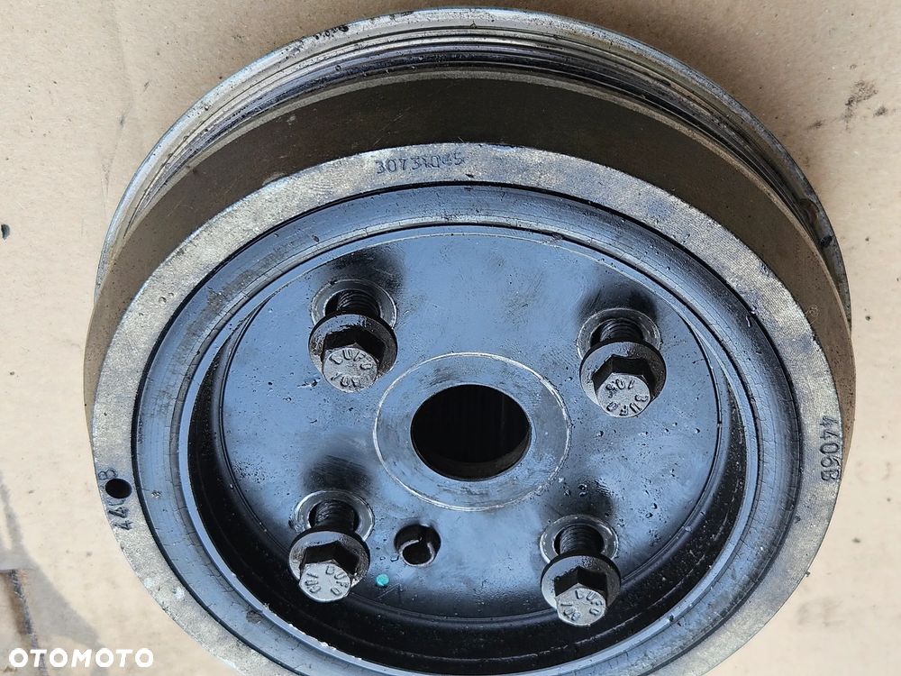Volvo S40 V50 2.4 B 2.5 T  kolo pasowe na wal B5244S  30731045 - 4