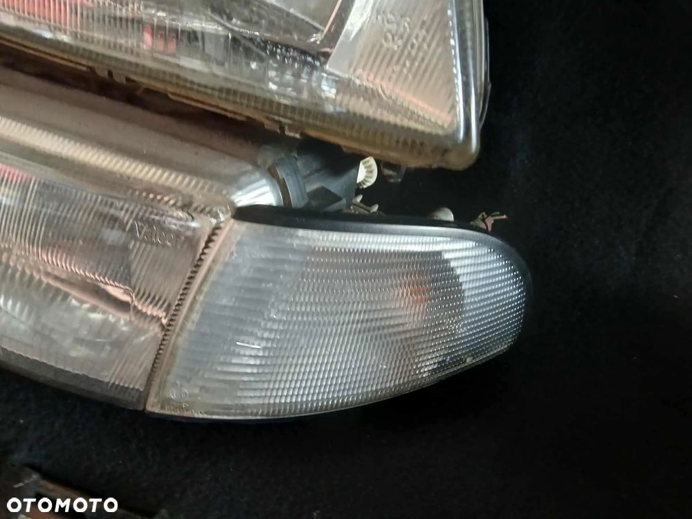 Audi A4 B5 Lampa przednia ,lewa, prawa VALEO - 3