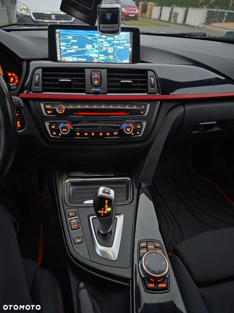 BMW Seria 3 - 22