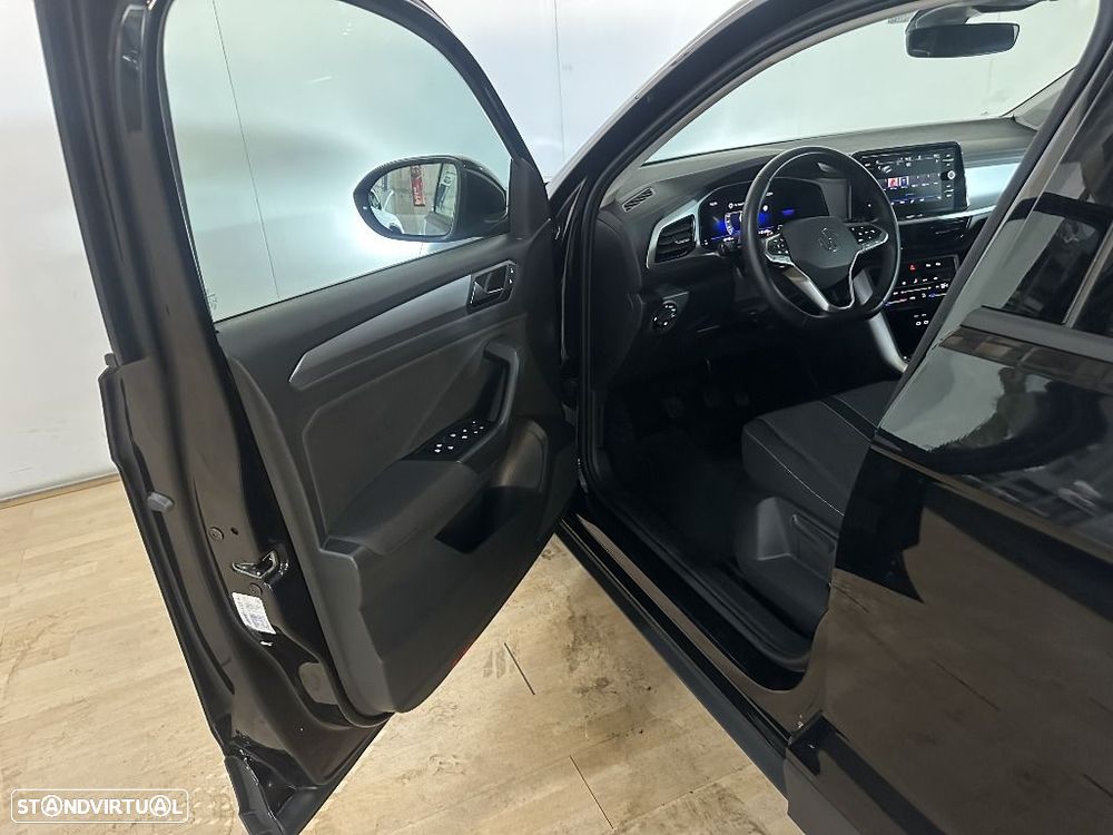 VW T-Roc 1.0 TSI Urban - 10