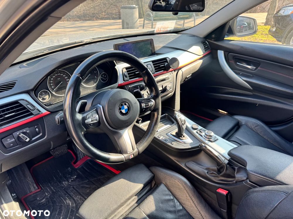 BMW Seria 3 330d - 12